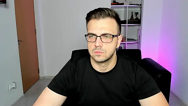 Jace Thorne online show from October 2025 05:52:02 PM