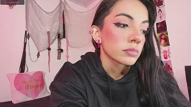 agathaaiko6 online show from December 2025 12:51:01 AM