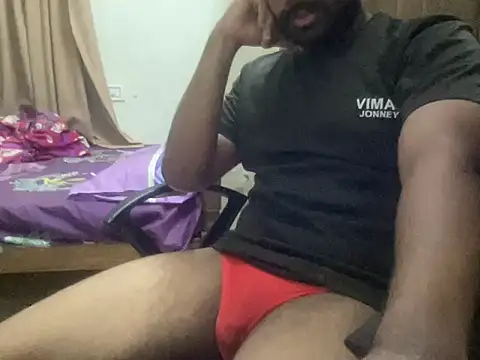 Snapshot of johny_lovee chatting on October 2025 10:32:02 PM johny lovee online show from October 2025 10:32:02 PM