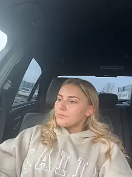 Snapshot of Sapphireroseee chatting on November 2025 02:29:01 PM Sapphireroseee online show from November 2025 02:29:01 PM