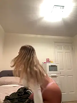 Snapshot of Sapphireroseee chatting on November 2025 09:26:02 PM Sapphireroseee online show from November 2025 09:26:02 PM