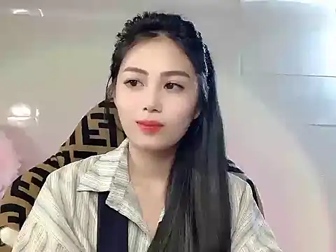 Lyly4757 online show from November 2025 02:17:01 PM