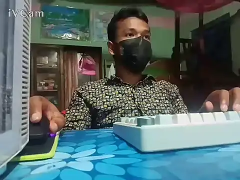 Snapshot of Jack_Alex@xh chatting on November 2025 05:02:02 PM Jack Alexxh online show from November 2025 05:02:02 PM