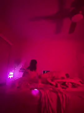 Texxaspearl online show from February 2026 10:23:02 AM