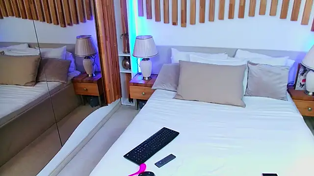 DesireeKeys online show from October 2025 03:53:01 AM