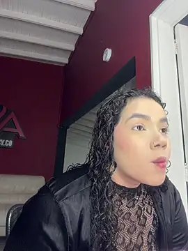 krisstenSantos online show from January 2026 01:37:02 PM