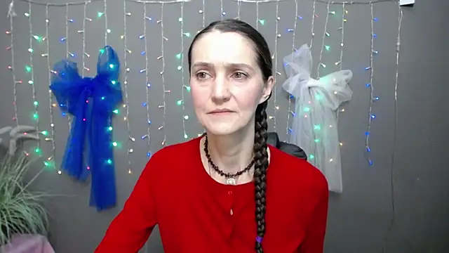 TayaFinch online show from November 2025 02:17:01 PM