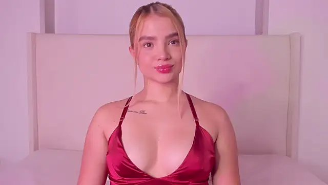 Snapshot of Sofi_glow chatting on May 2026 09:22:02 PM Sofi glow online show from May 2026 09:22:02 PM