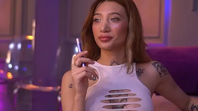 SiennaJayden online show from October 2025 05:21:02 PM