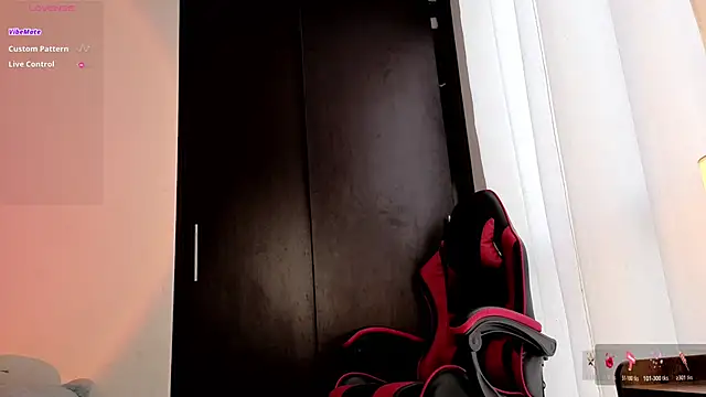 heylovelygirl online show from February 2026 12:53:02 PM