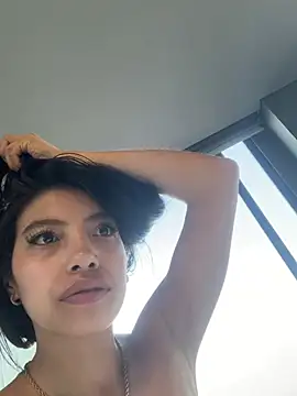 Tiffany Low online show from February 2026 12:06:01 PM