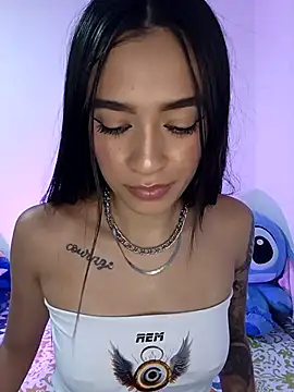 MiQeilaSweet online show from November 2025 12:02:02 AM