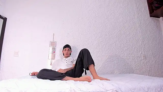 j martony online show from November 2025 12:13:01 PM