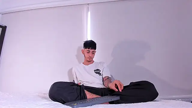 j martony online show from November 2025 12:05:01 PM