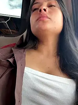 Snapshot of Karla_1-2 chatting on September 2025 07:06:02 PM Karla 1-2 online show from September 2025 07:06:02 PM
