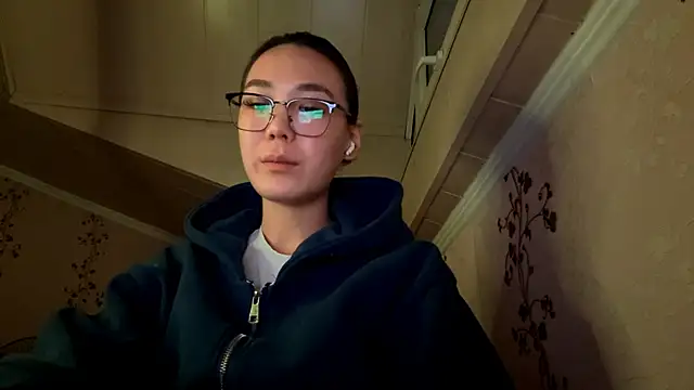 Snapshot of marry_dreams chatting on November 2025 12:38:01 PM marry dreams online show from November 2025 12:38:01 PM