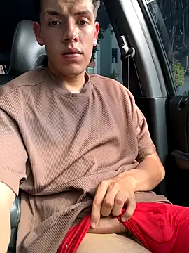 Snapshot of mattebret11 chatting on September 2025 08:10:01 PM mattebret11 online show from September 2025 08:10:01 PM