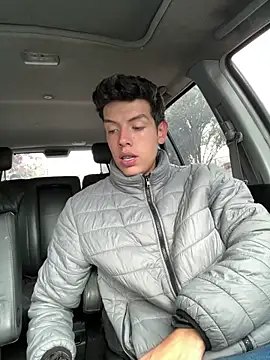 Snapshot of mattebret11 chatting on October 2025 05:24:02 PM mattebret11 online show from October 2025 05:24:02 PM