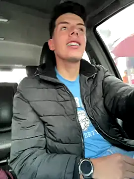 Snapshot of mattebret11 chatting on November 2025 06:10:01 PM mattebret11 online show from November 2025 06:10:01 PM