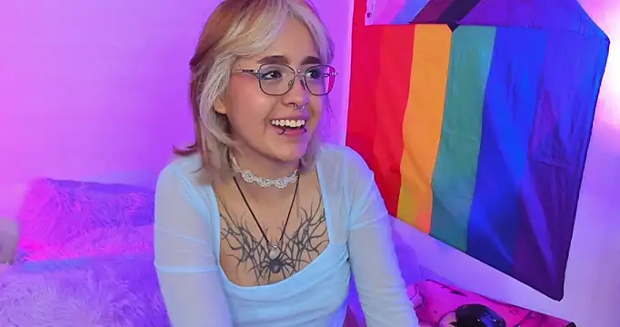 NekoWaifu online show from September 2025 12:31:02 PM