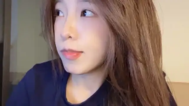 Meng 777 online show from April 2026 12:14:02 PM