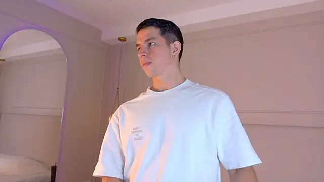 ZaneDawson online show from October 2025 04:20:01 AM