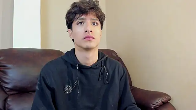 Xam Collen online show from November 2025 02:38:02 PM