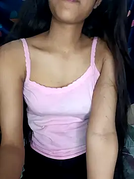 Snapshot of reetika6375 chatting on November 2025 06:17:01 PM reetika6375 online show from November 2025 06:17:01 PM