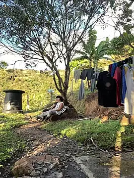 Snapshot of sky-wolves chatting on October 2025 10:30:02 PM sky-wolves online show from October 2025 10:30:02 PM