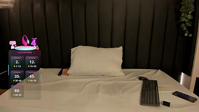 Snapshot of Cristina_joy chatting on January 2026 12:21:01 PM Cristina joy online show from January 2026 12:21:01 PM