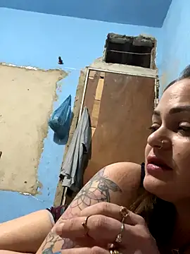 Snapshot of priscila_luv chatting on October 2025 09:12:02 PM priscila luv online show from October 2025 09:12:02 PM