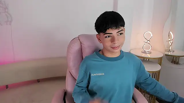 Peter chase online show from September 2025 06:02:01 PM