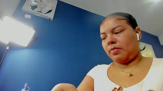 Snapshot of freya_cole_ chatting on October 2025 11:41:02 AM freya cole online show from October 2025 11:41:02 AM