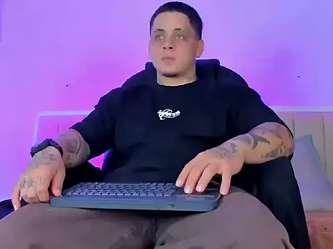 denis munera online show from September 2025 12:29:02 PM