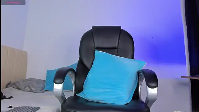 denis munera online show from October 2025 03:56:02 PM