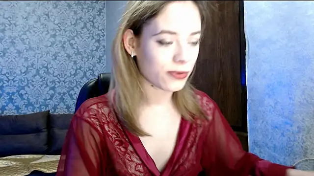 Kate  Loves online show from March 2026 07:28:02 PM