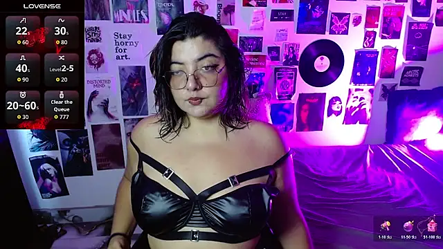 Roxy f w online show from April 2026 02:40:01 PM