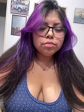 Lunarebelde online show from December 2025 03:01:01 AM