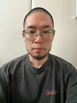 koeanboy11 online show from September 2025 03:18:02 AM