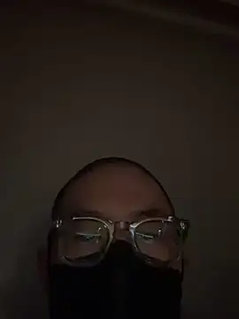 koeanboy11 online show from October 2025 06:41:01 PM