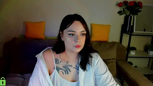 Mia R0ss online show from September 2025 12:03:01 AM