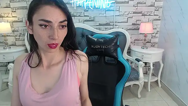 Maily a  online show from September 2025 04:04:02 AM