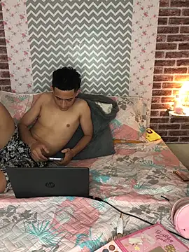 KaMila M00N online show from September 2025 04:01:01 PM