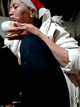 donna-bae online show from February 2026 12:32:01 PM