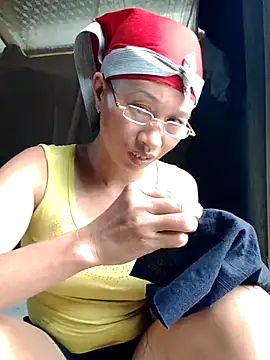 Snapshot of donna-bae chatting on August 2026 03:32:02 AM donna-bae online show from August 2026 03:32:02 AM