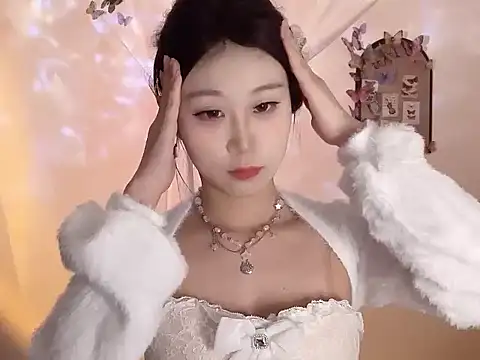 Snapshot of 1X-snake chatting on October 2025 01:17:01 PM 1X-snake online show from October 2025 01:17:01 PM