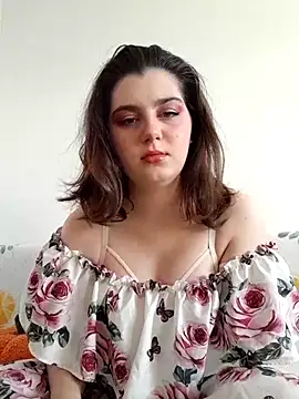 Snapshot of Luna_Moody chatting on September 2025 04:17:02 AM Luna Moody online show from September 2025 04:17:02 AM