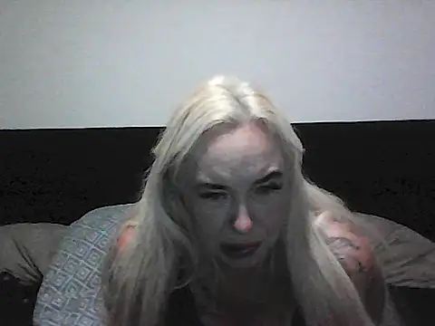 SweetLilith01 online show from September 2025 07:03:02 PM