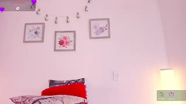 Snapshot of mely_rosse_ chatting on May 2026 01:16:02 PM mely rosse online show from May 2026 01:16:02 PM