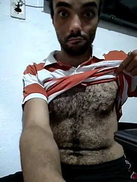 Snapshot of IcedTaboo chatting on November 2025 10:32:02 PM IcedTaboo online show from November 2025 10:32:02 PM